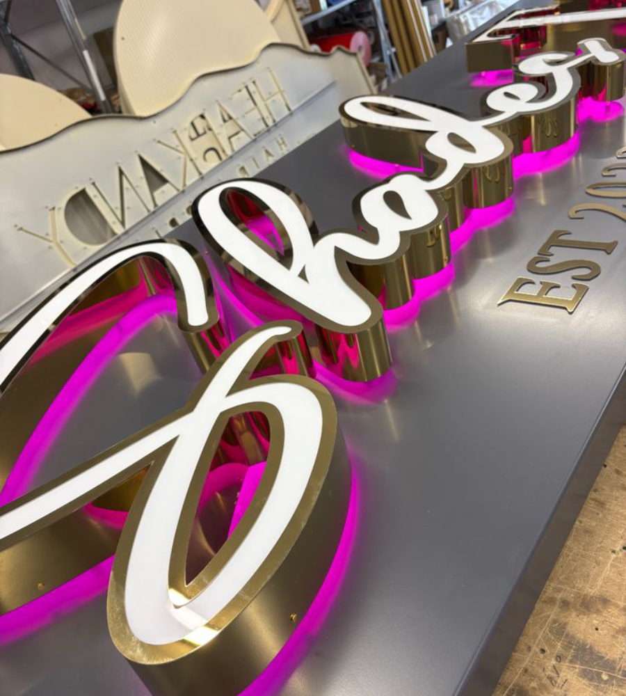 Enseignes lumineuses